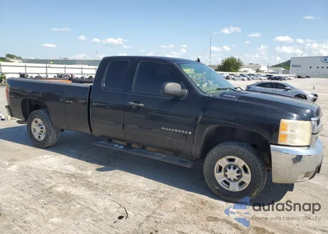 2008 Chevrolet Silverado C2500 Heavy Duty z USA, uszkodzony, nr VIN 1GCHC29K28E122058
